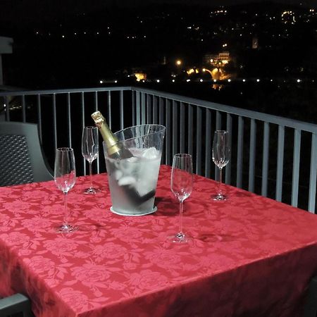 Apartamento Amarante - Vista Sao Goncalo ห้อง รูปภาพ