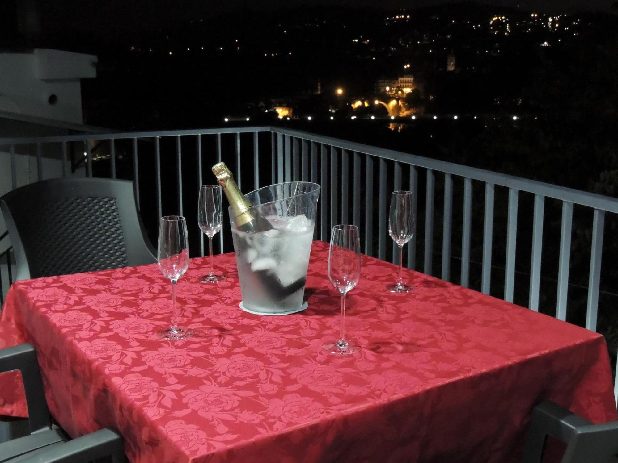 Apartamento Amarante - Vista Sao Goncalo ห้อง รูปภาพ